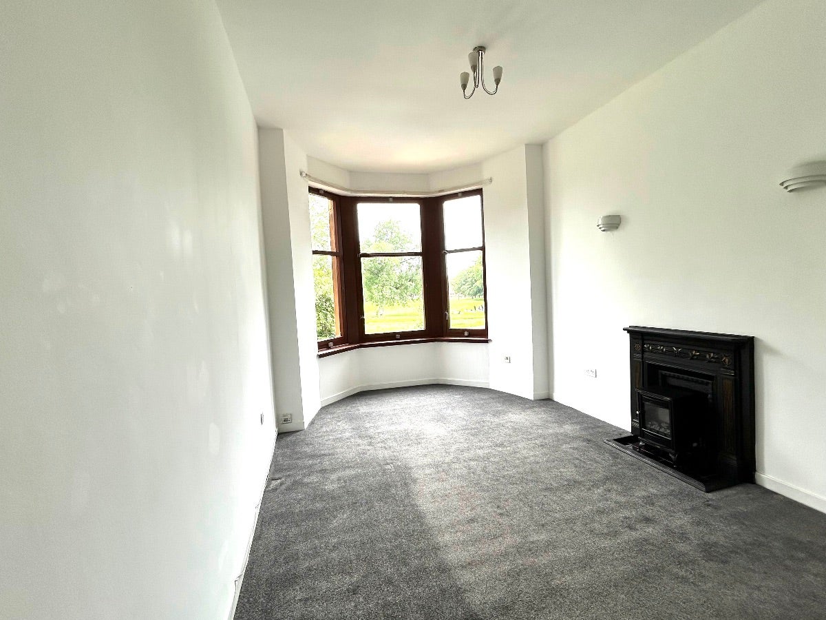 Flat Langlands Road in Glasgow