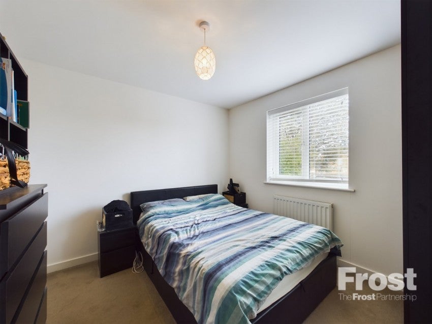 Flat Woodthorpe Road in Borough of Spelthorne