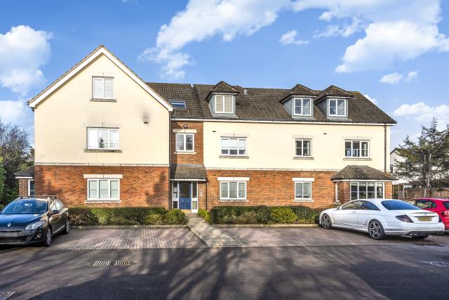 Flat Buckingham Road in Cherwell District