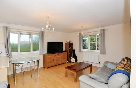 Flat Buckingham Road in Cherwell District