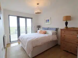 Flat St Margarets Court in Swansea