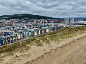 Flat St Margarets Court in Swansea