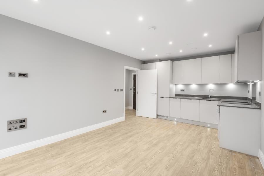 Flat Uxbridge Road in Greater London