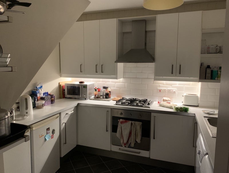Flat Ellsworth Street in Greater London
