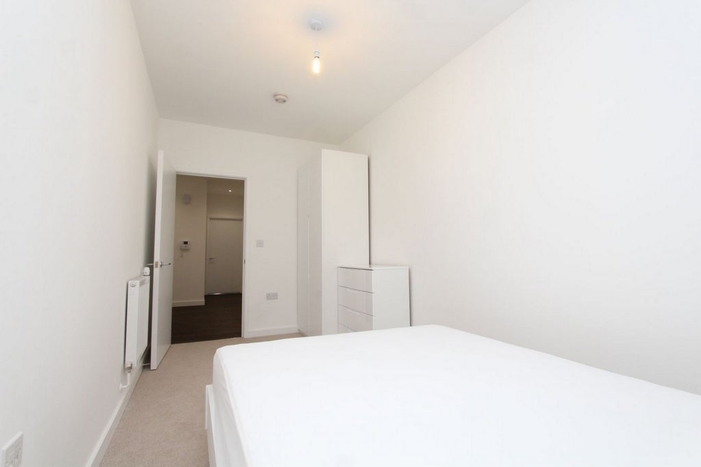Room Globe Road in Greater London