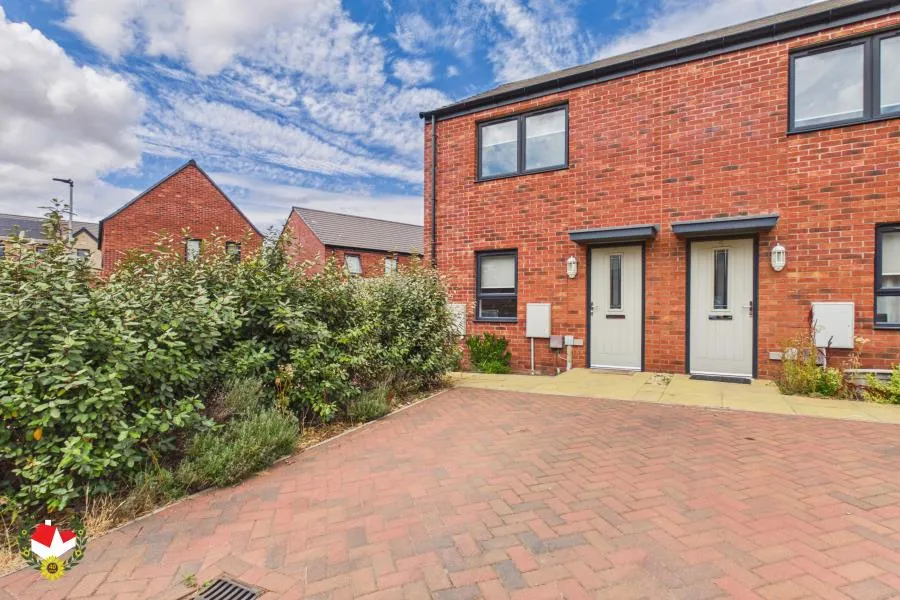 House Davies Close in Yate