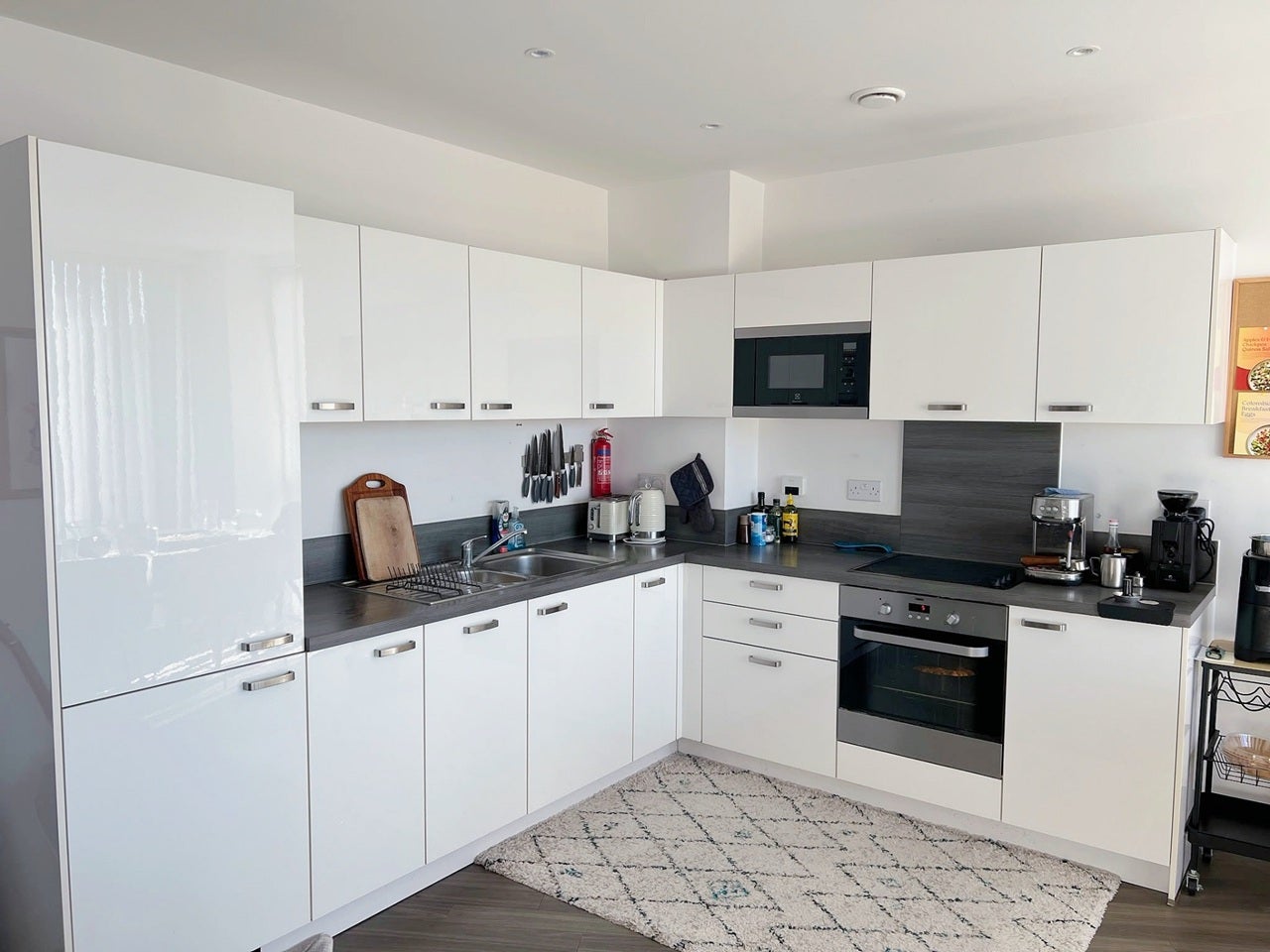 Flat Adenmore Road in Greater London