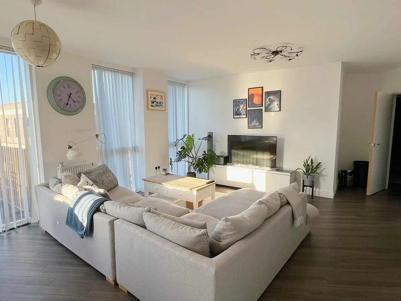 Flat Adenmore Road in Greater London