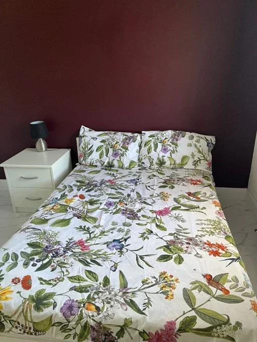 Room Grosvenor Avenue in Greater London