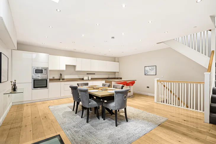 House Harriet Walk in Greater London