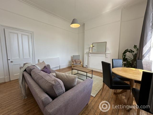 Flat Elm Place in Aberdeen City