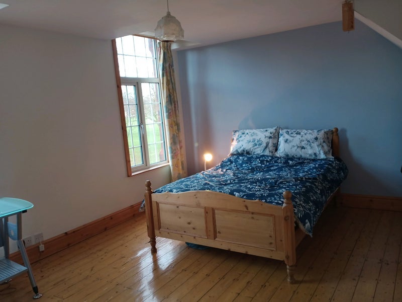 Room New Hall Lane in Preston