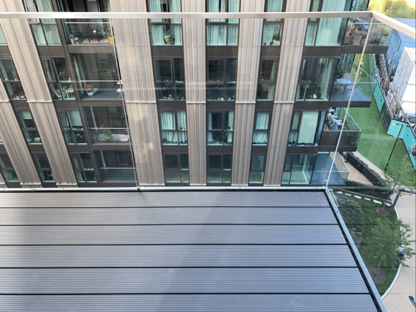 Flat Endymion Road in Greater London