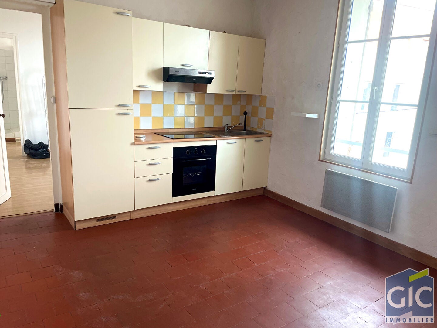 Flat Rue Varignon in Caen