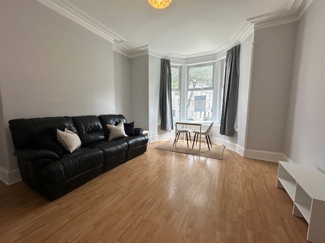 Flat Great Western Place in Aberdeen City