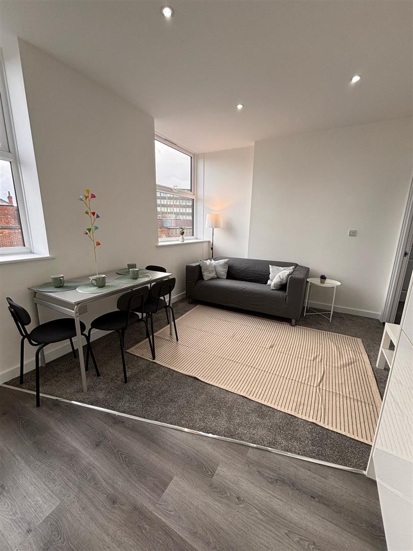 Flat Percy Street in Hull