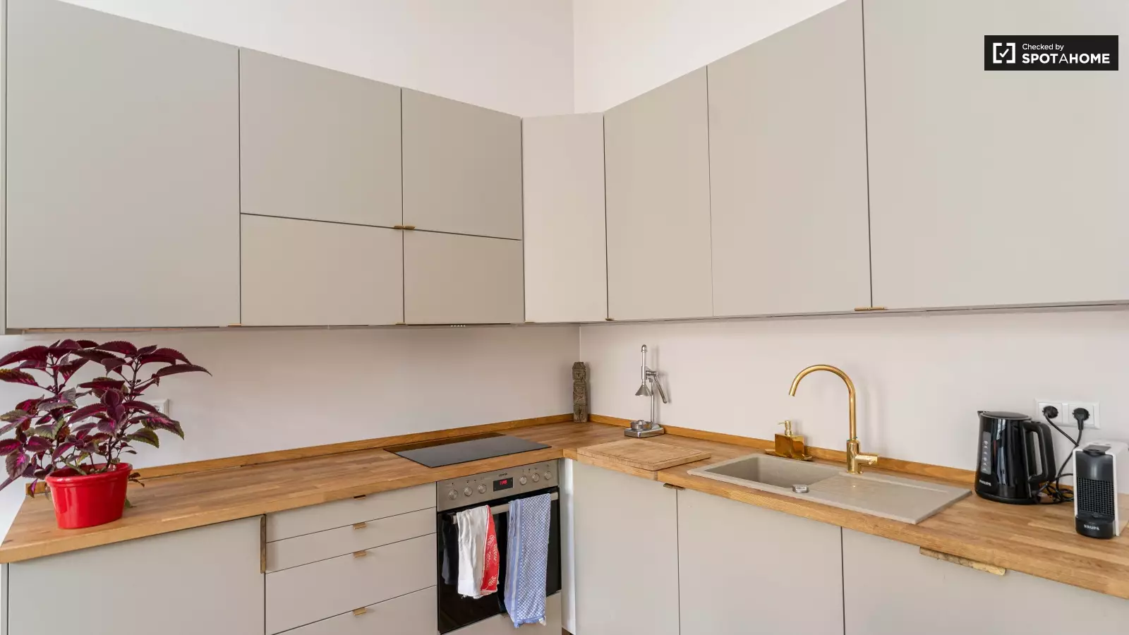 Wohnung Marienburger Straße in Berlin