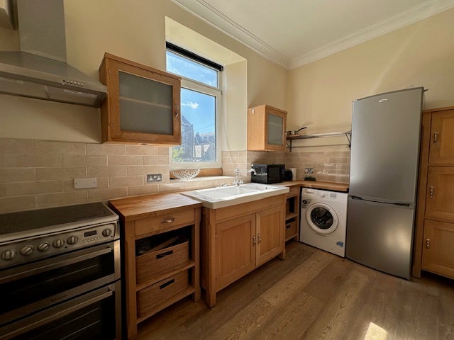 Flat Union Grove in Aberdeen City