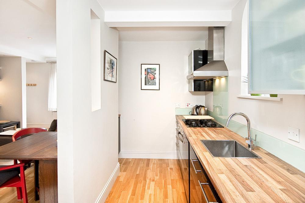 Flat Queensway in City of Westminster