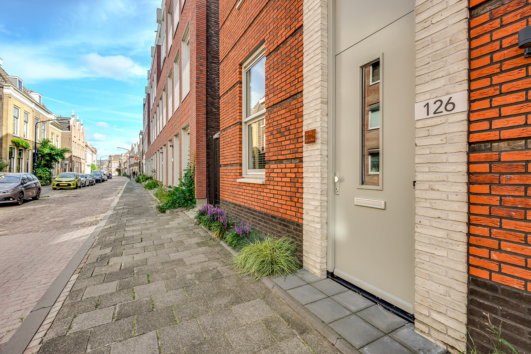 Hoekwoning te koop: Kromhout 126, Dordrecht