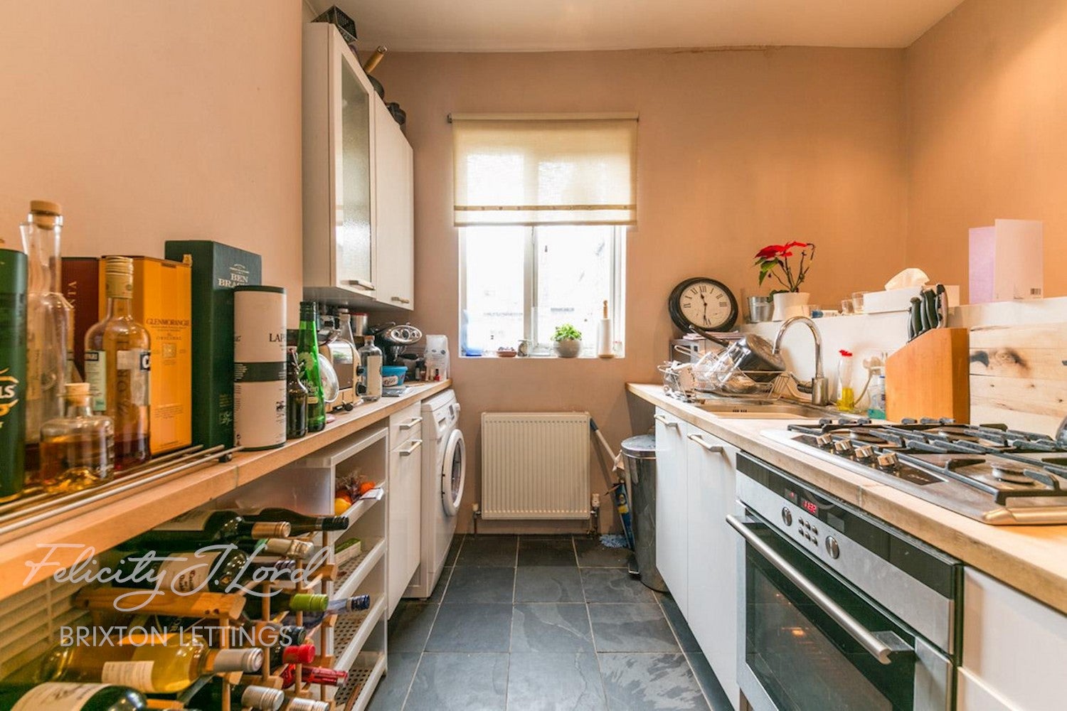 Flat Kellett Road in Greater London