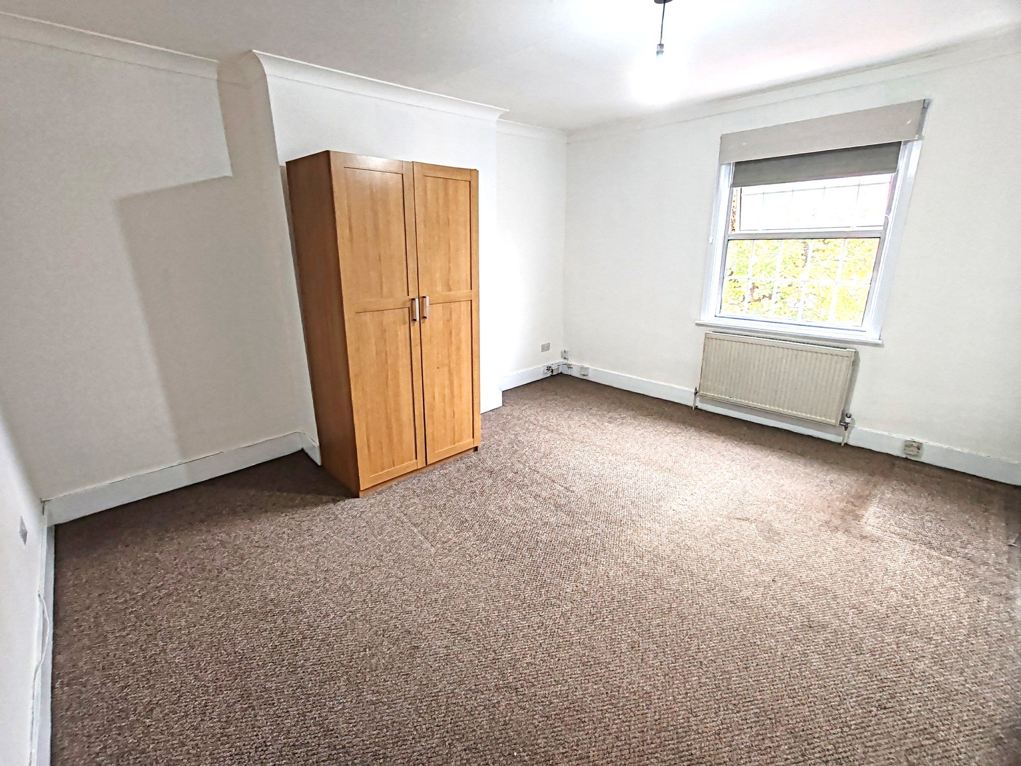 Flat Park Avenue in Greater London