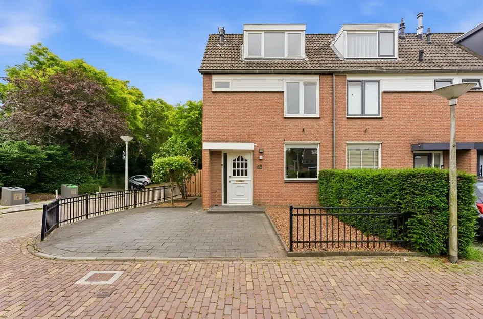 Huis Boskamp 65 in Hendrik-Ido-Ambacht