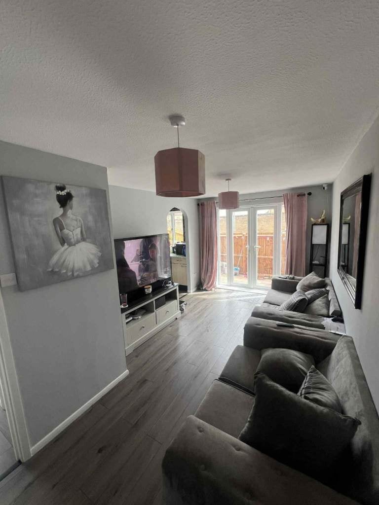 Flat Pound Close in Yeovil