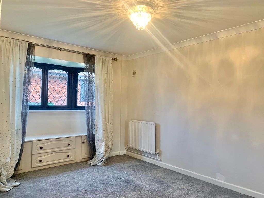 House Loader Close in Winchester