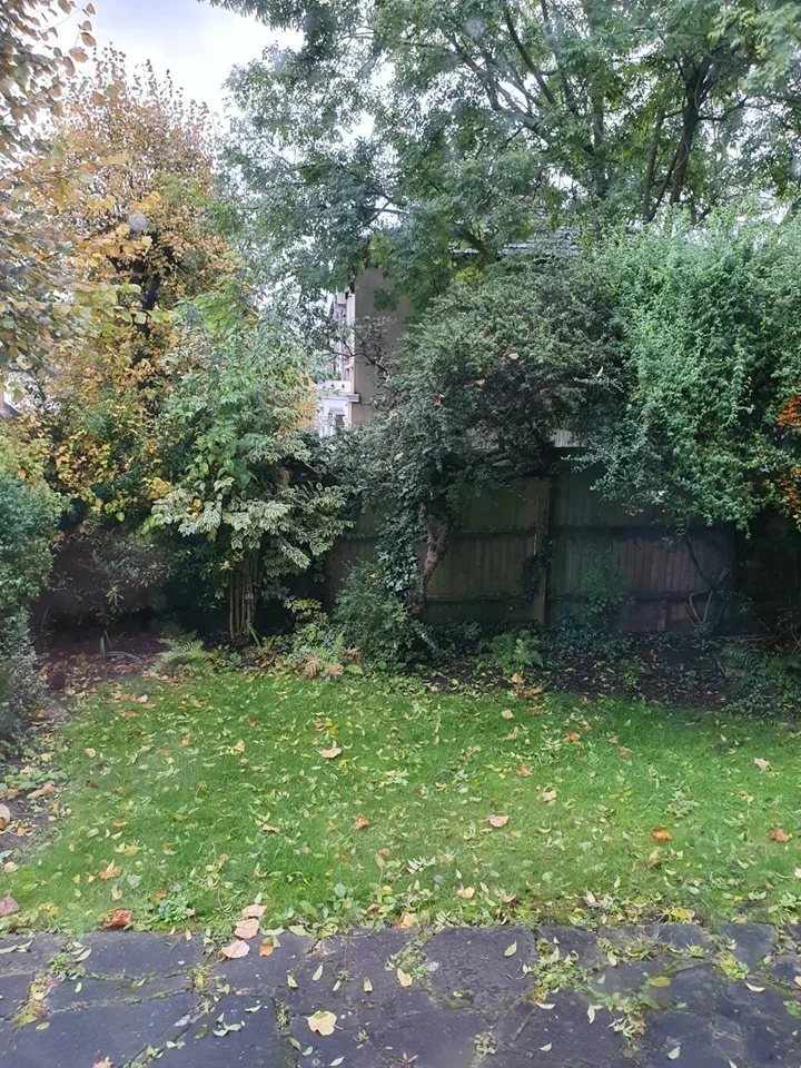Flat Mycenae Road in Greater London