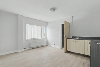 Room Sneyd Street in Stoke-on-Trent