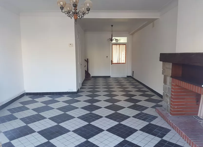 Flat Rue René Mericam in Aire-sur-l'Adour