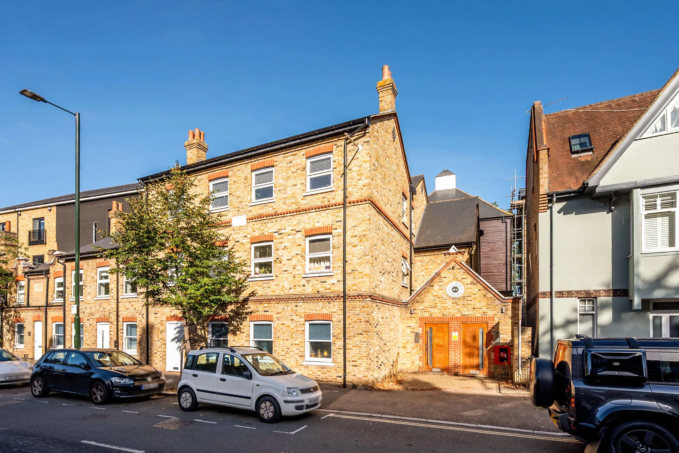 Flat Mortlake High Street in Greater London