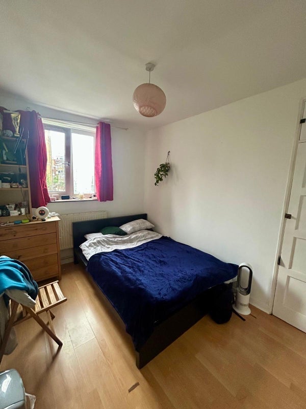 Room Canrobert Street in Greater London