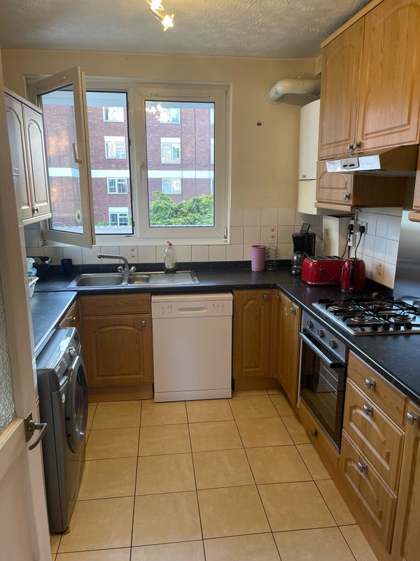 Room Canrobert Street in Greater London