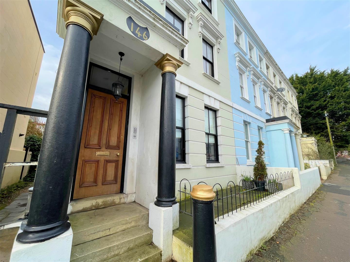 Flat London Road in St Leonards
