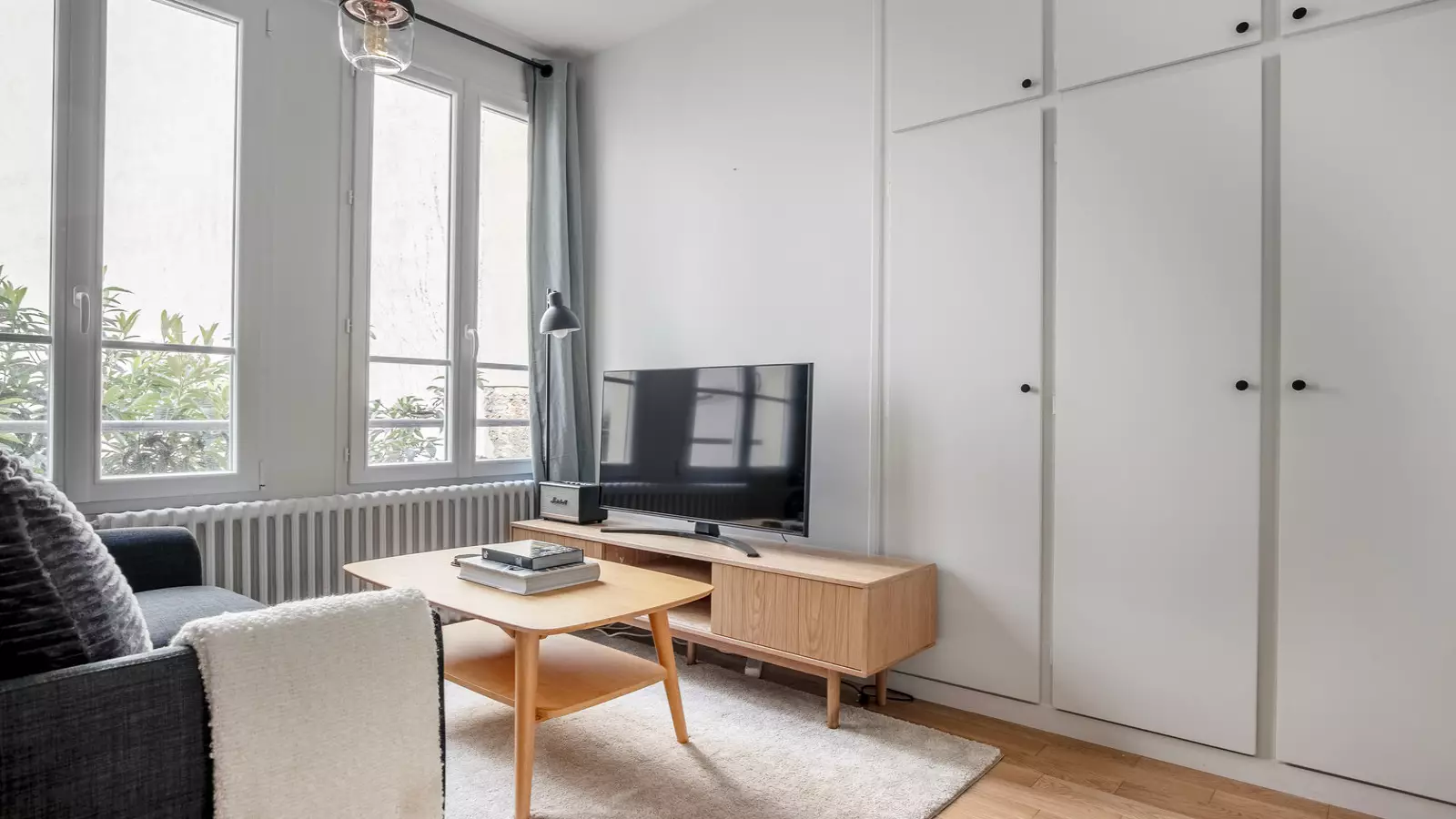 Flat Avenue de la Bourdonnais in Paris