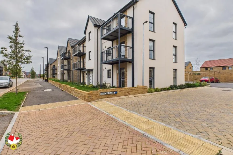 Flat Luton Close in Yate