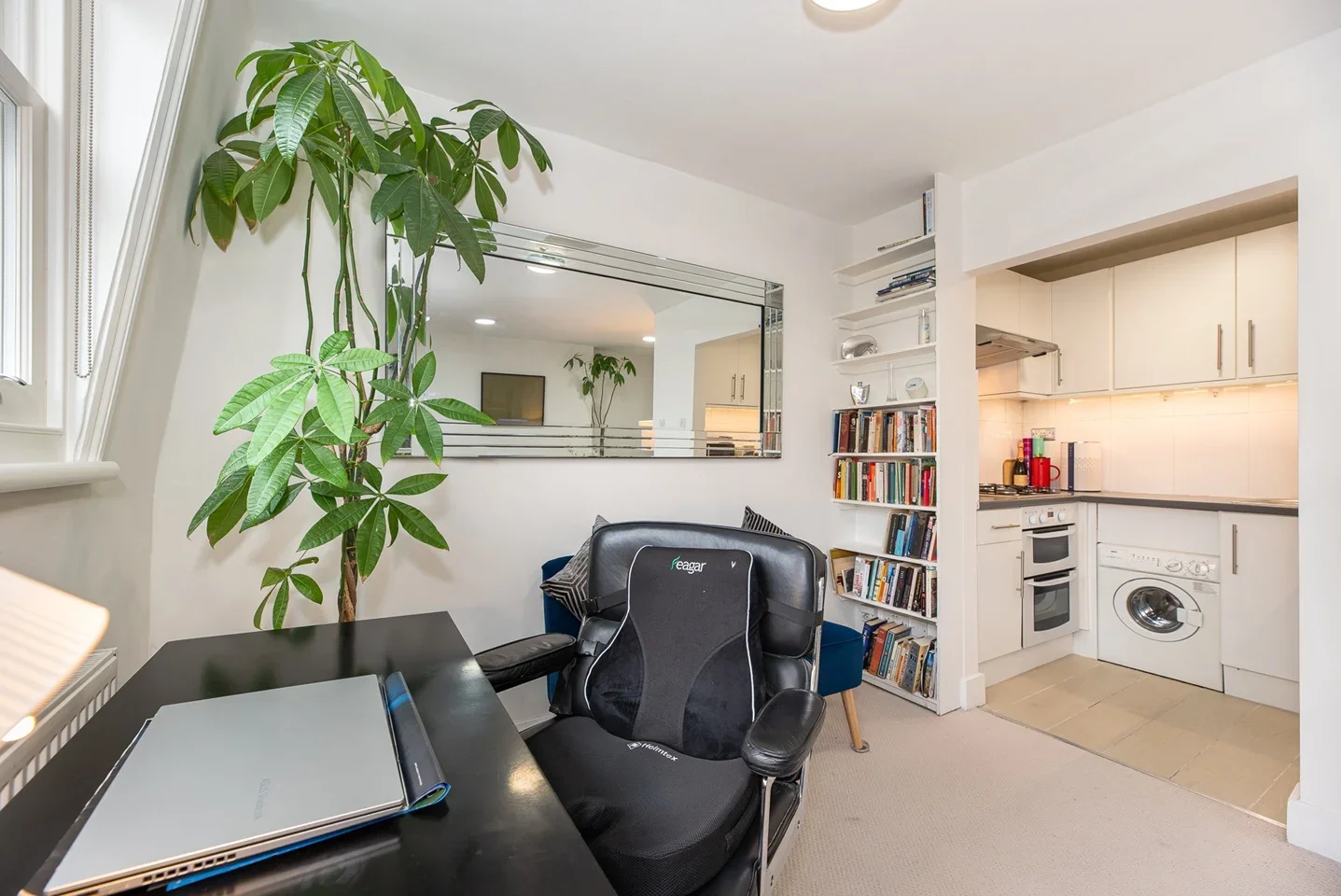 Flat Duncan Terrace in Greater London