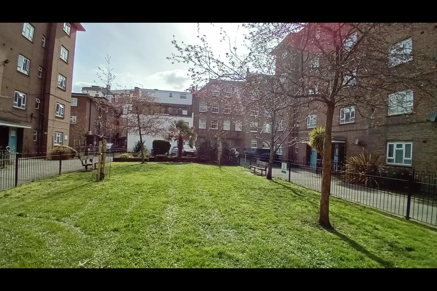 Flat Redcross Way in Greater London