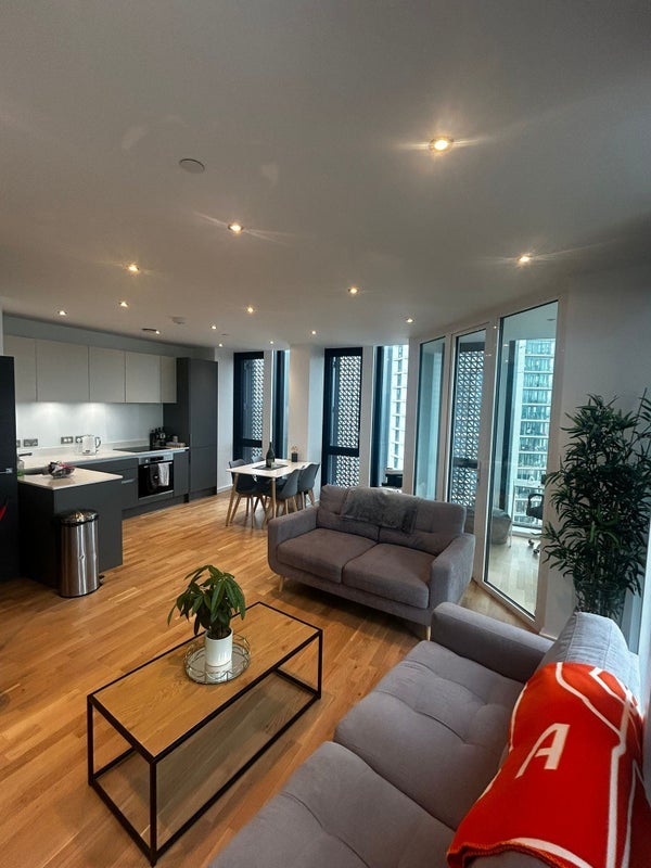 Room Newington Causeway in Greater London