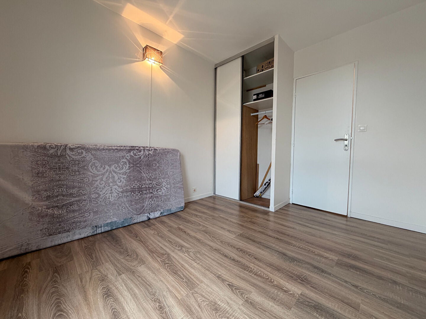 Appartement Desserte Ernest Cognacq à Évry