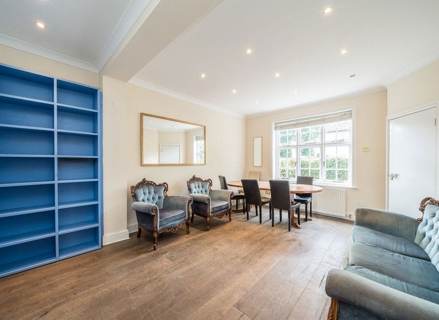 House Fowler's Walk in Greater London