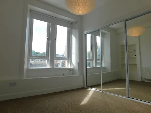Flat Gorgie Road in City of Edinburgh