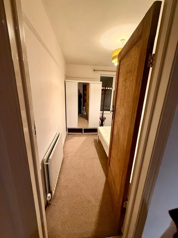 Room Derwentwater Road in Greater London