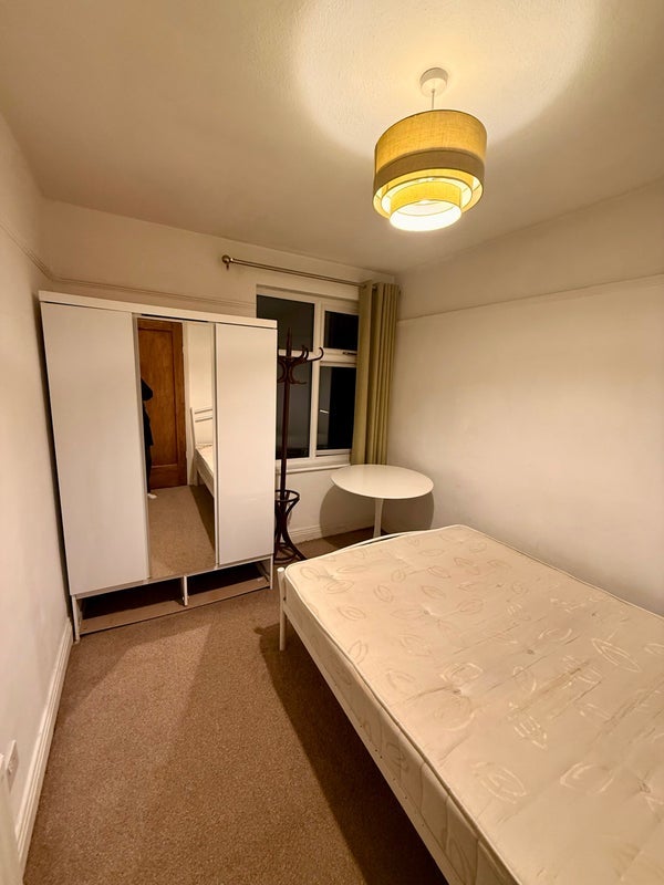 Room Derwentwater Road in Greater London