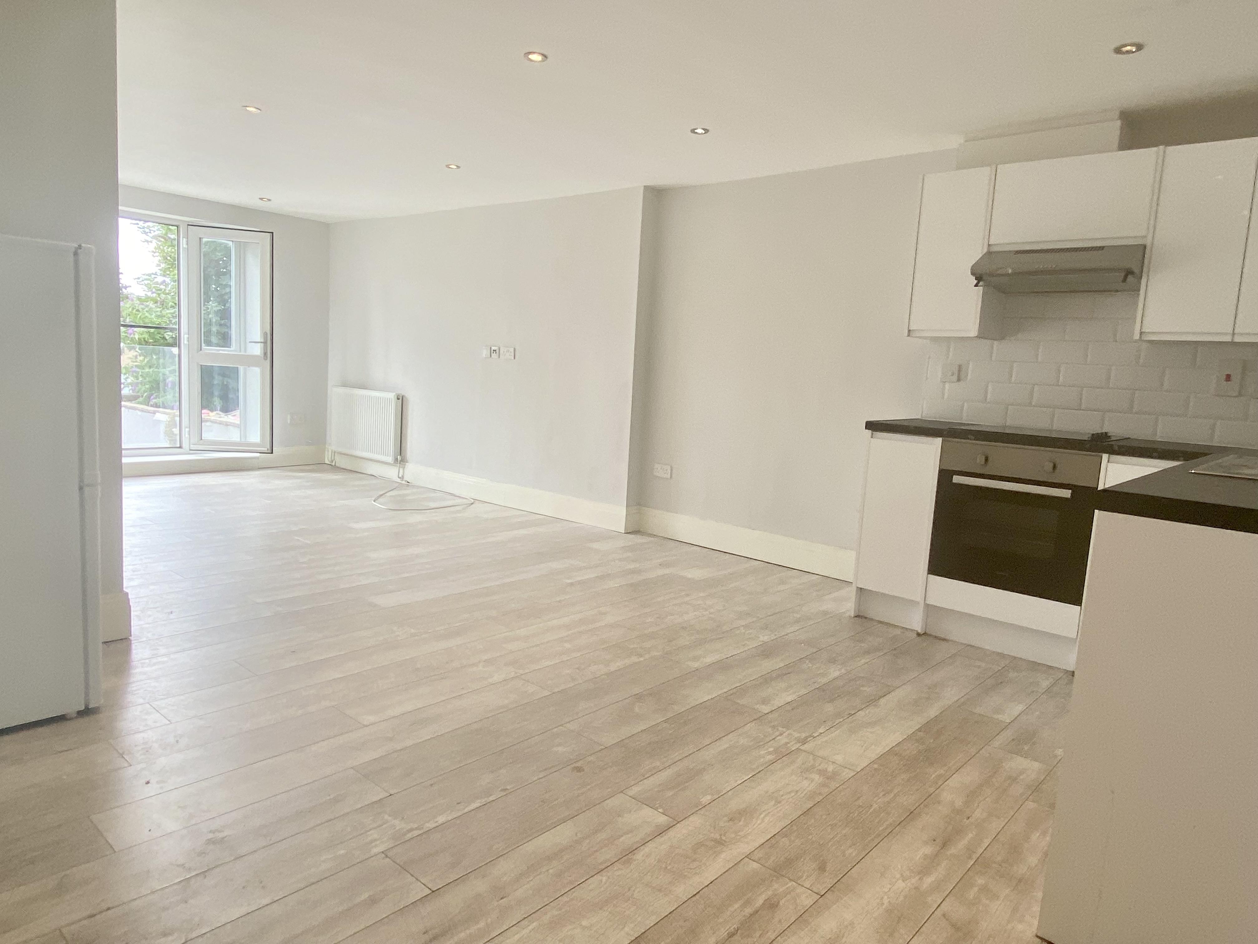 Flat Woodbridge Road in Ipswich