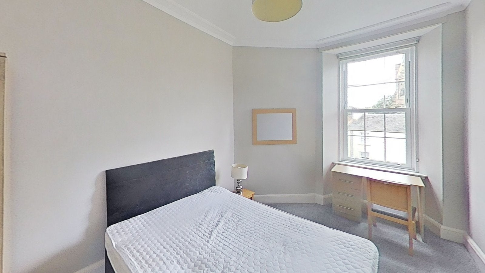 Flat Nicolson Street in City of Edinburgh