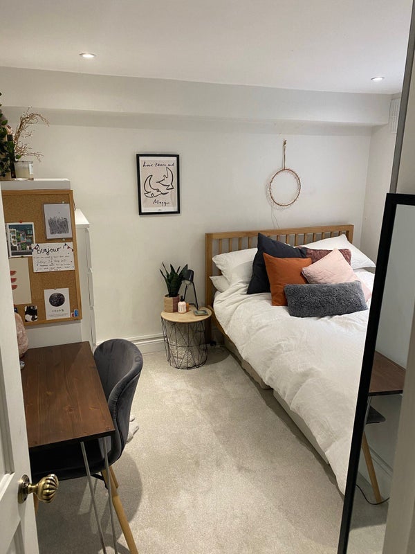 Room Ashby Street in Greater London
