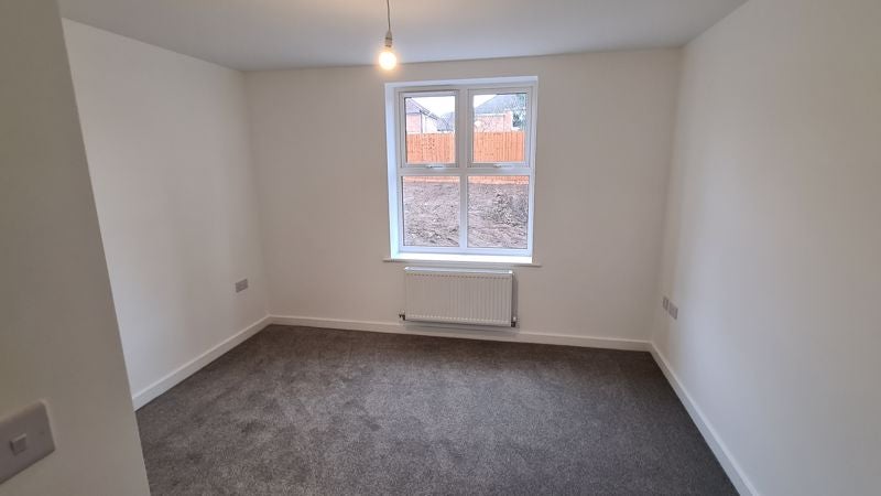 Flat Waterfield Close in Peterborough